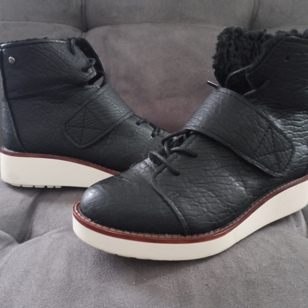 Vera Wang Women's boots